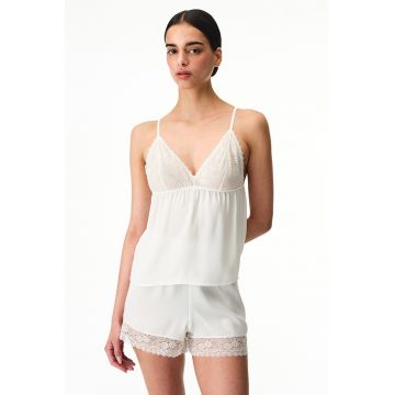 Pijama scurta cu decolteu in V si dantela - Alb