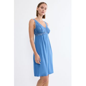 Camasa de noapte din amestec de modal cu dantela Timeless Sensuality - Albastru pastel