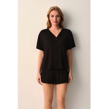Pijama cu pantaloni scurti si decolteu in V - Negru stins