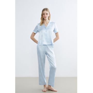 Pijama din satin cu model floral - Albastru deschis
